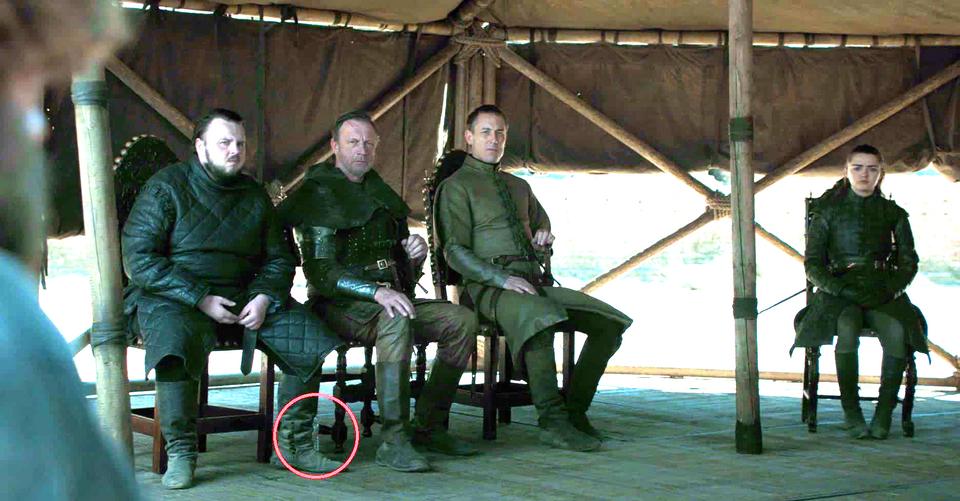 Game Of Thrones: Oh, Boy — Fans Spotted A Water Bottle In The Finale