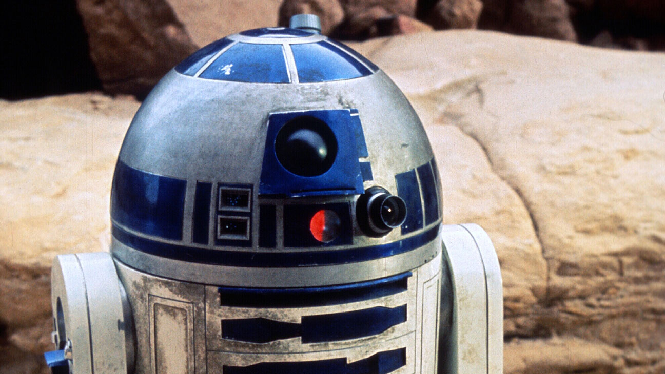Disney’s Galaxy’s Edge Will Make Guests Their Very Own Lifesize R2-D2