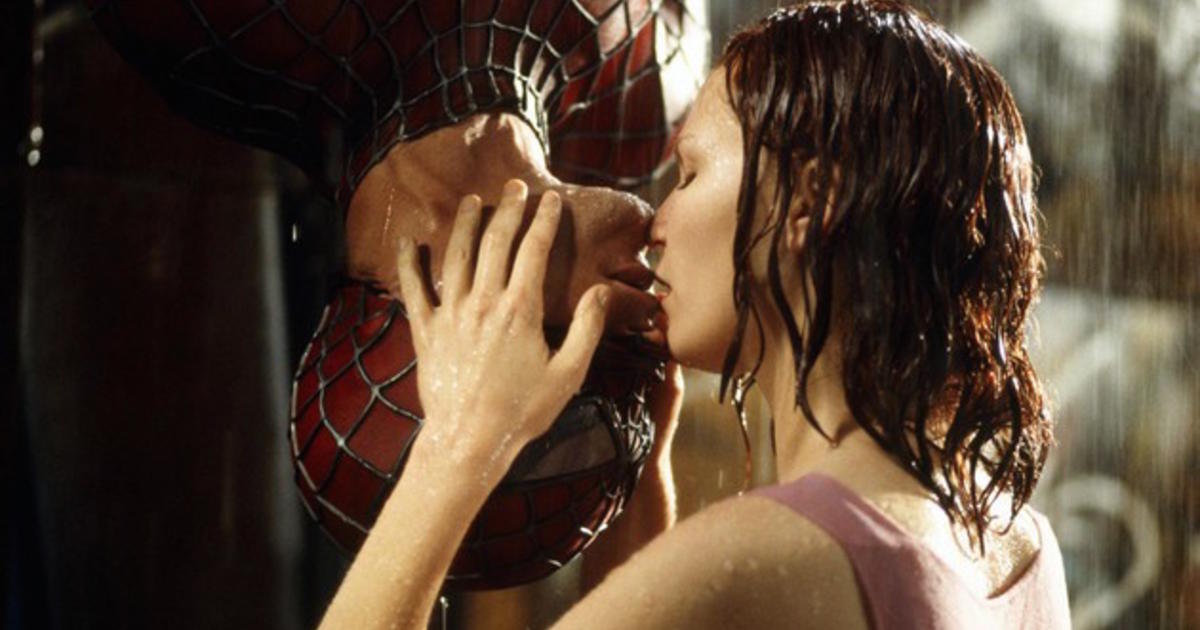 Spider-Man: The Iconic Kissing Scene From Sam Raimi’s Film Had Tobey Maguire ‘Semi-Drowning’