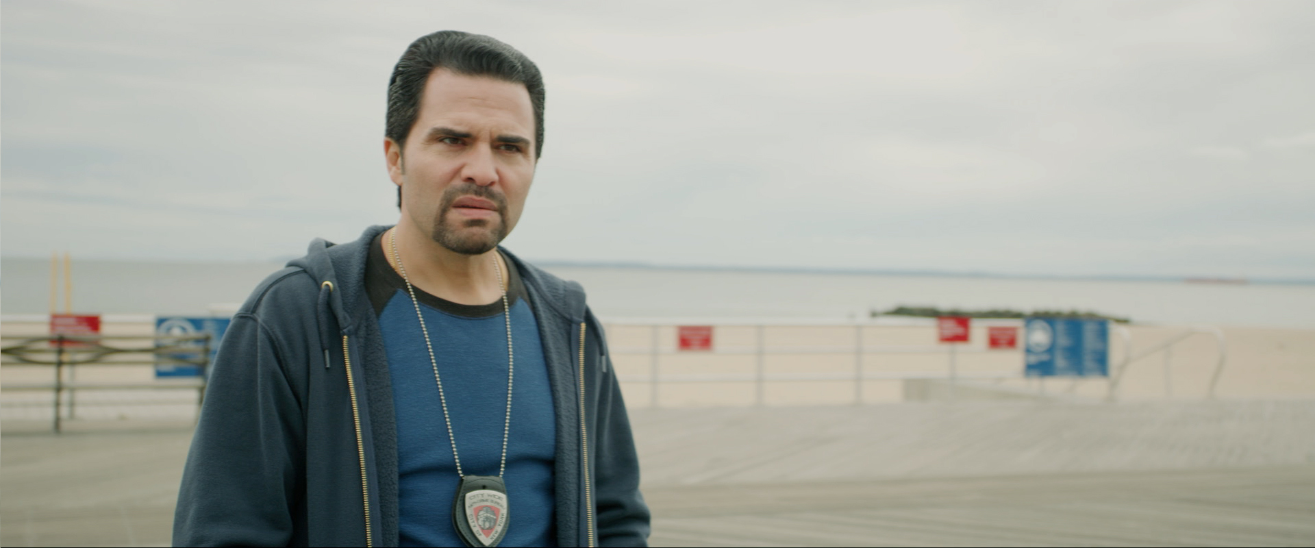 Manny Perez on Playing Tough Latino in a Cop Show with Big Dogs [Exclusive Interview]