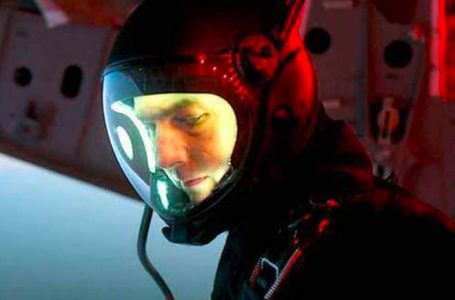 Yup, Tom Cruise Is Headed To Space In Next Film With Doug Liman