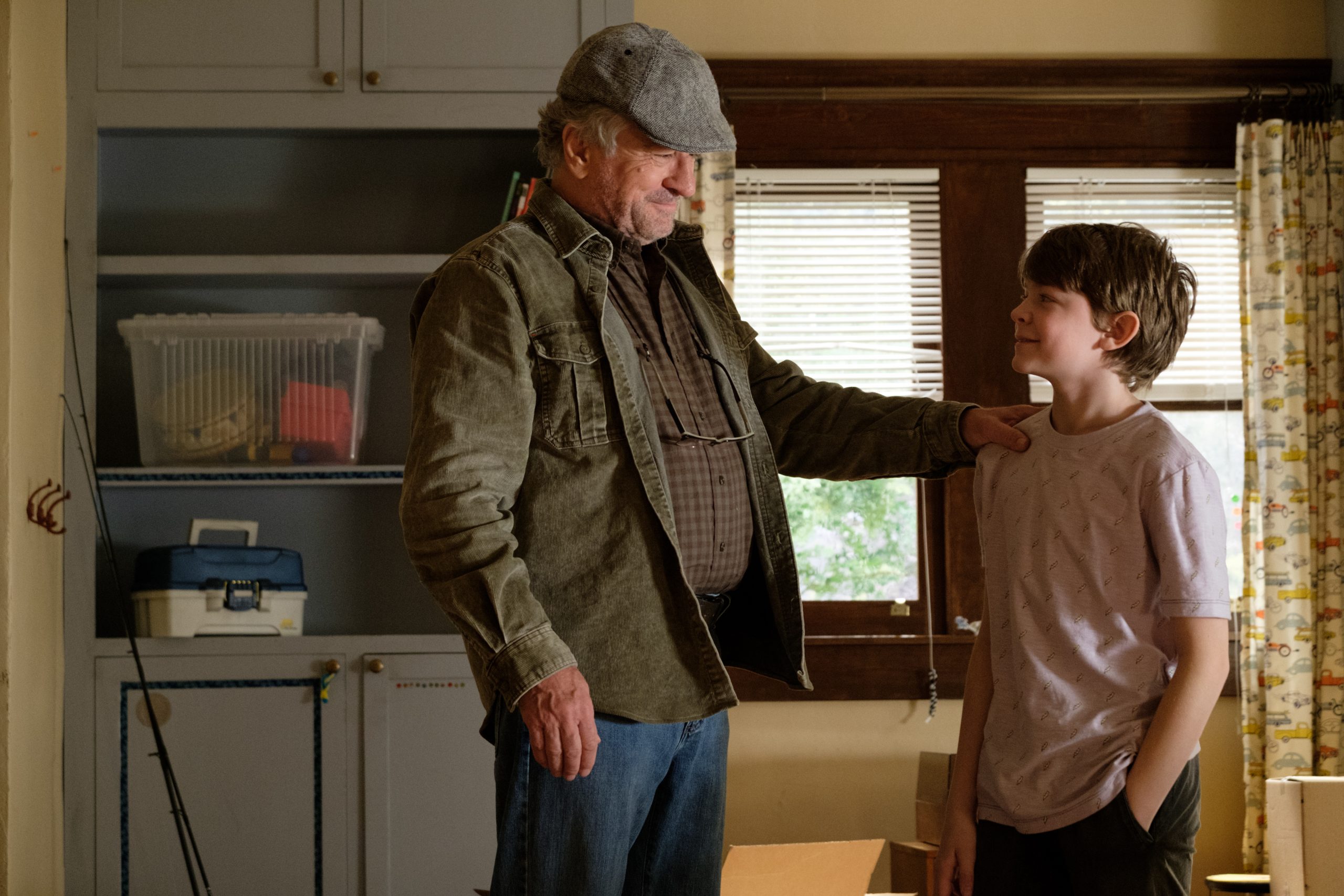The War With Grandpa: Laura Marano And Oakes Fegley On Playing De Niro’s Grandkids [Exclusive Interview]