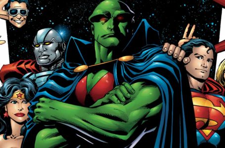Zack Snyder Talks Martian Manhunter Reveal In Justice League