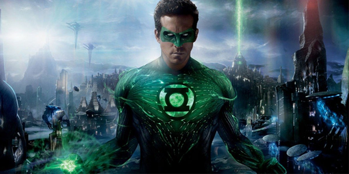Ryan Reynolds Live Tweets Watching Green Lantern for St. Patrick’s Day