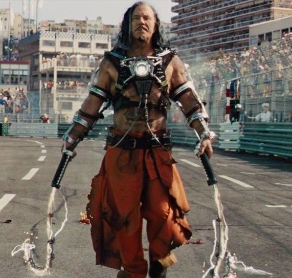 Mickey Rourke Labels Marvel Movies As “Crap”