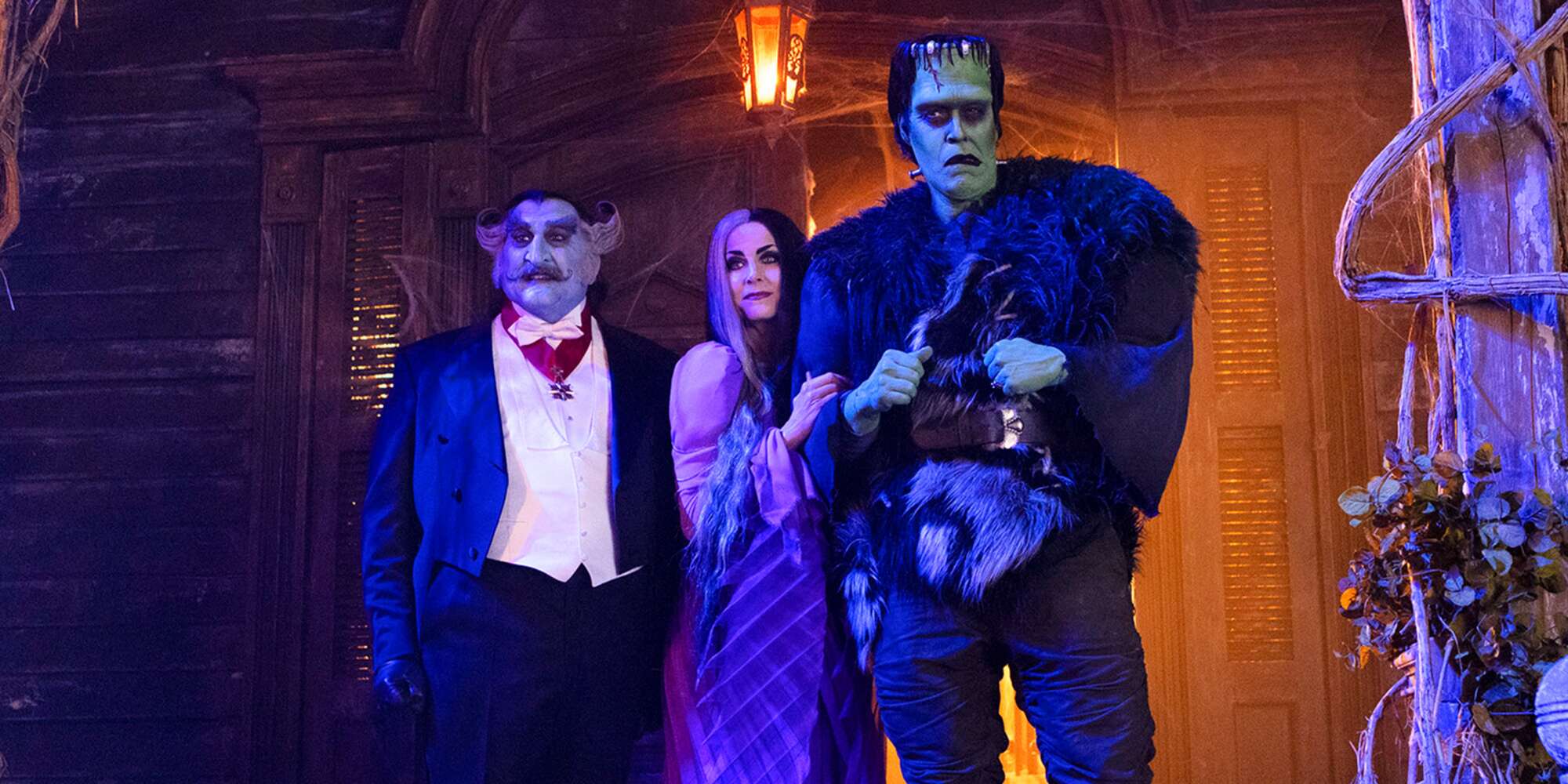 The Munsters Trailer | Rob Zombie Brings Herman, Lily And The Rest Of The Gang To The World Of Color
