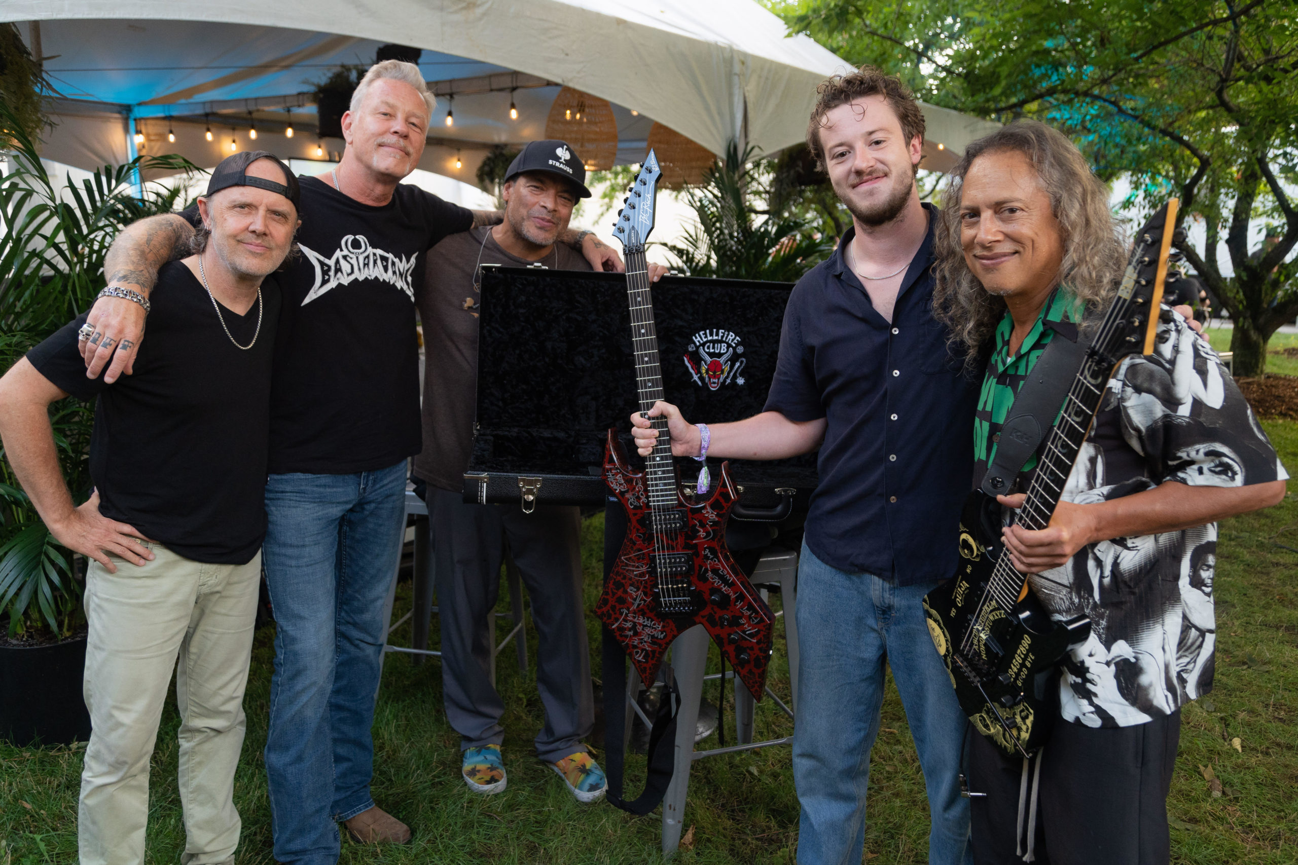 Stranger Things Star Joe Quinn & Metallica Come Together At Lollapalooza