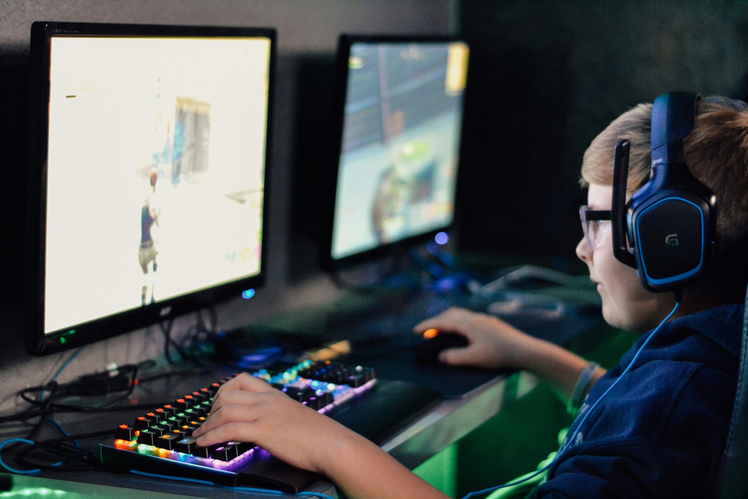 Prepping For A Year Of Gaming? Tips For Keeping Your Eyes Safe
