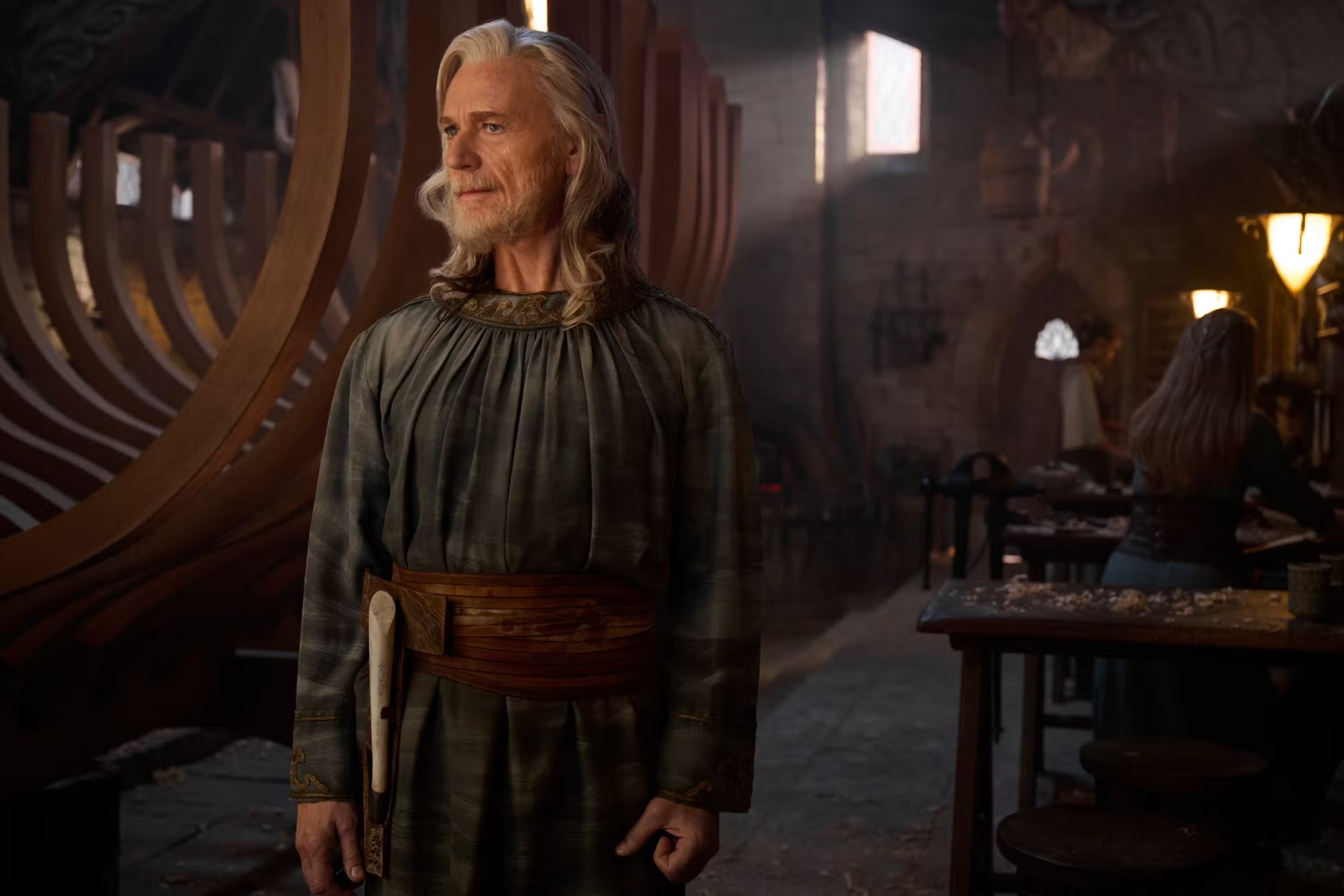 Though this was rumored, today we share the first look at Cirdan in Rings of Power Season 2 played by Ben Daniels.