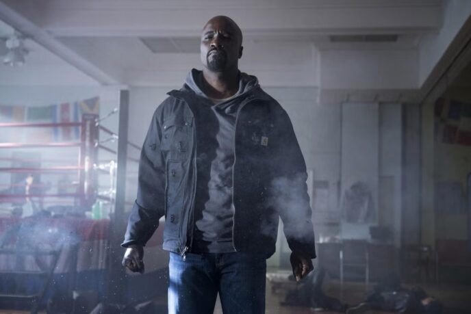 Two pieces of MCU news as Mike Colter talks abut his return in Daredevil: Born Again S3 and Michael Waldron pretends he's not writing Nova. 