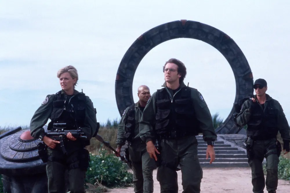 Finally Stargate is coming back with a new series announced for streaming on Amazon Prime and folks, it's NOT a reboot.