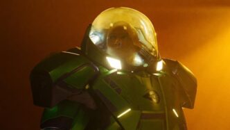 Today we are sharing an official look at Lex Luthor's battle suit from Man of Tomorrow, plus we have some unofficial set videos to peek at.